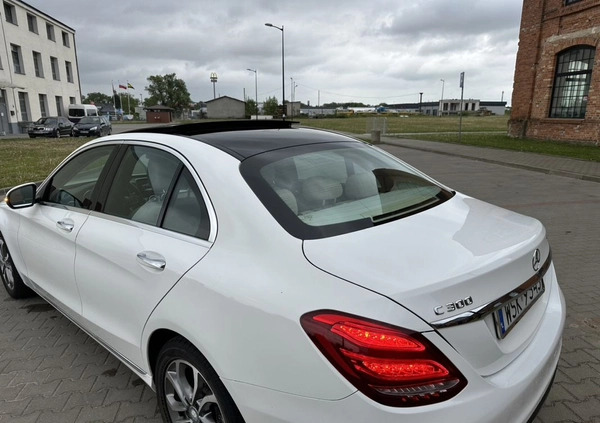 Mercedes-Benz Klasa C cena 84900 przebieg: 136000, rok produkcji 2015 z Chociwel małe 106